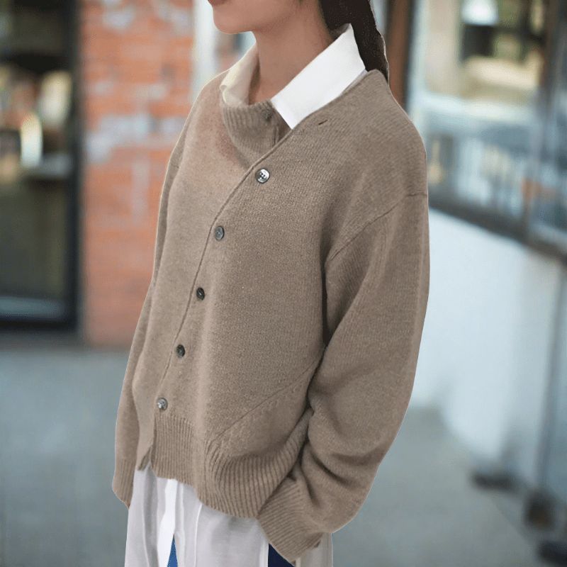 Caterina | Buttoned Jumper