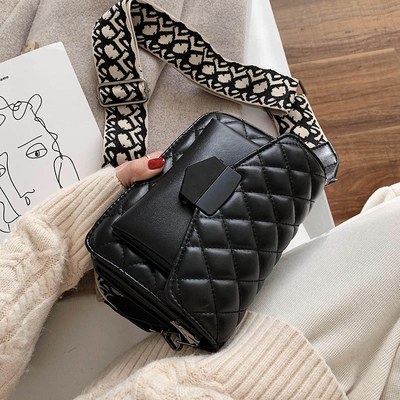 Isabella | Trendy Shoulder Bag