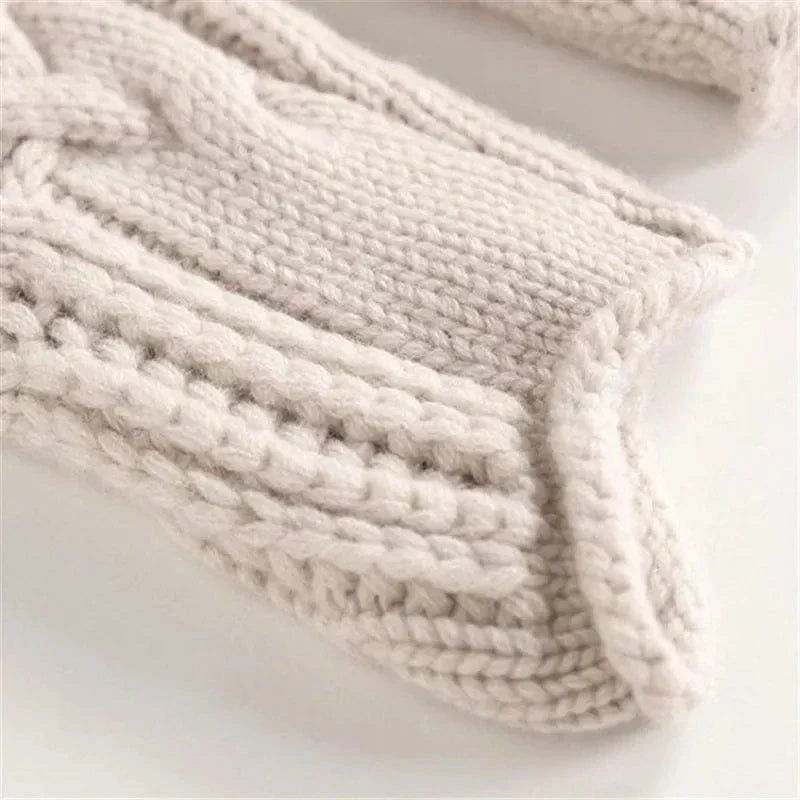 Jennan | Cozy Roll Neck Jumper