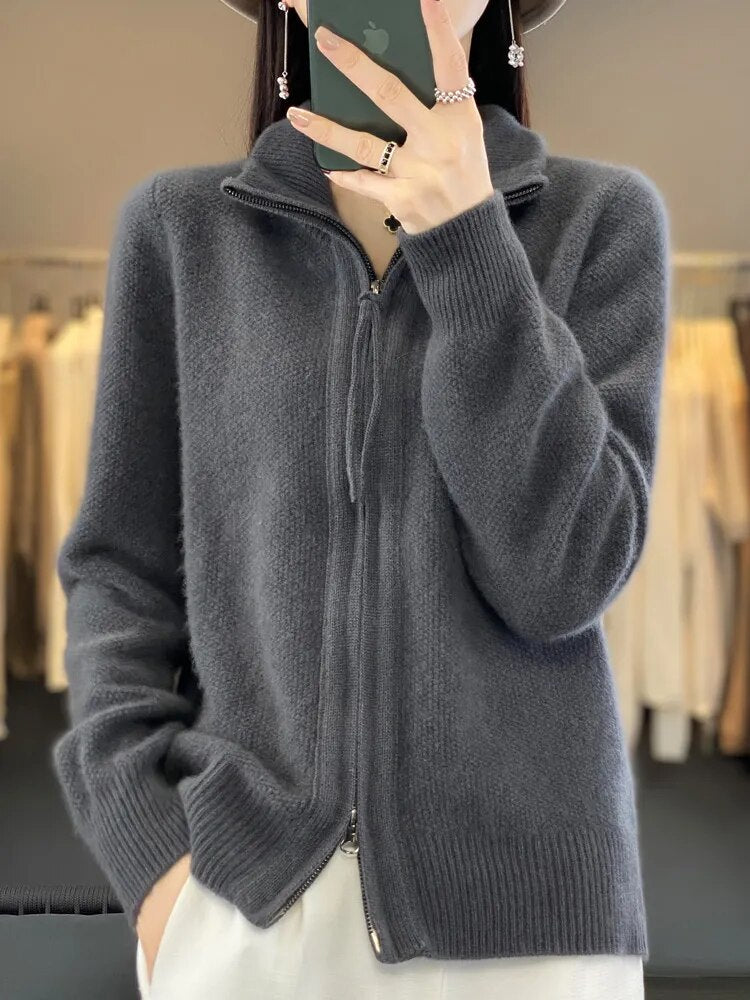 Piera | Cosy Zip-Up Cardigan