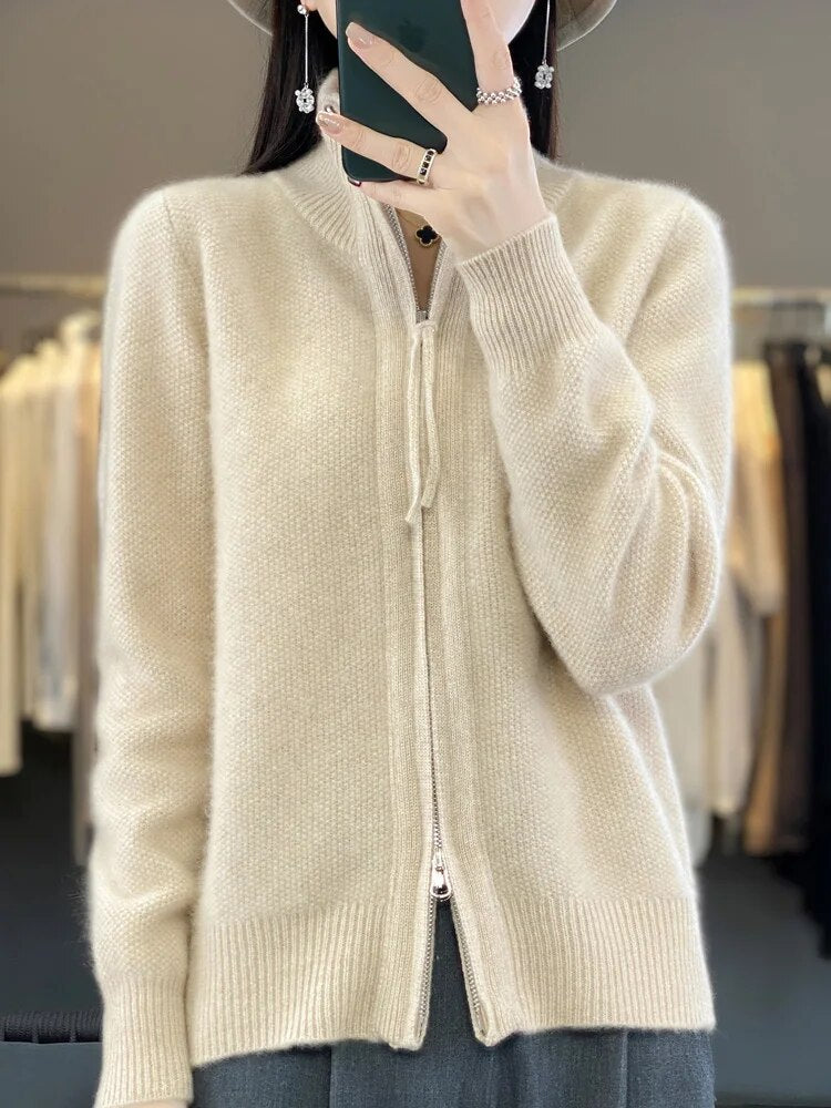 Piera | Cosy Zip-Up Cardigan