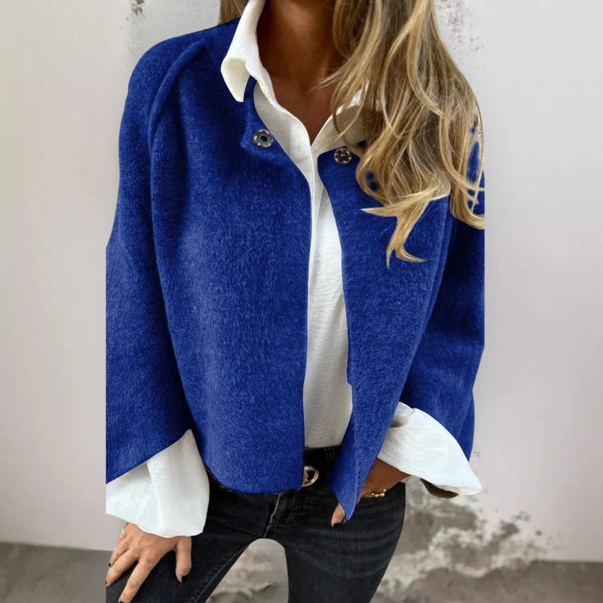 Elise | Wool coat with round neckline and long sleeves